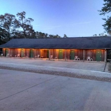 Whispering Creek Lodging & Rv Resort Newton Esterno foto