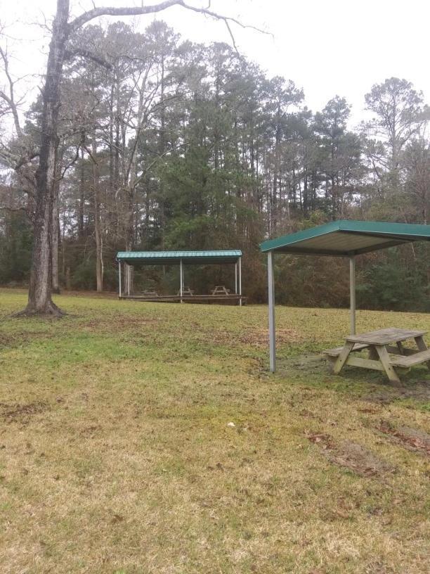 Whispering Creek Lodging & Rv Resort Newton Esterno foto
