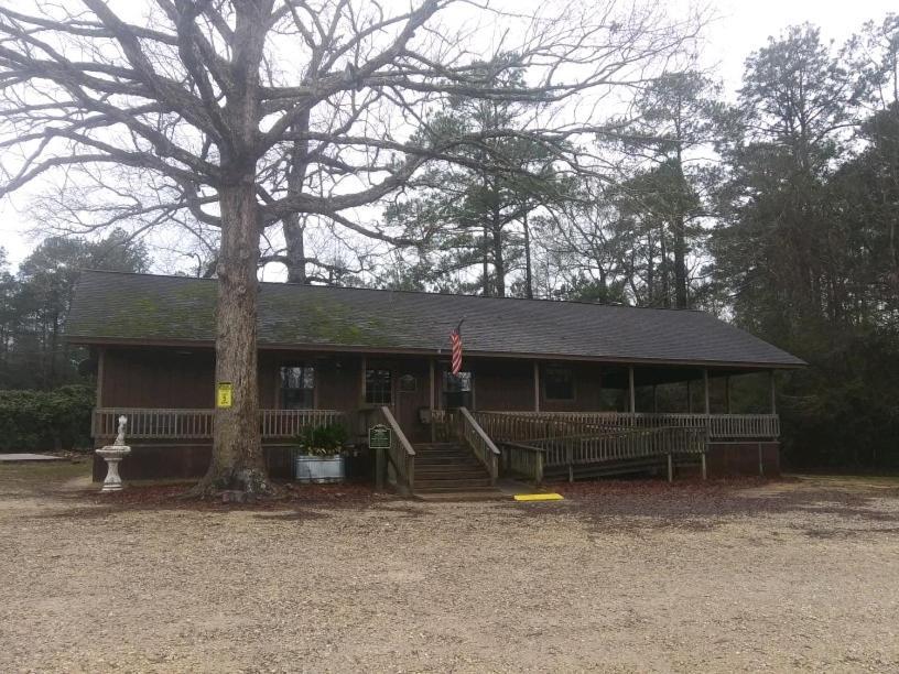 Whispering Creek Lodging & Rv Resort Newton Esterno foto