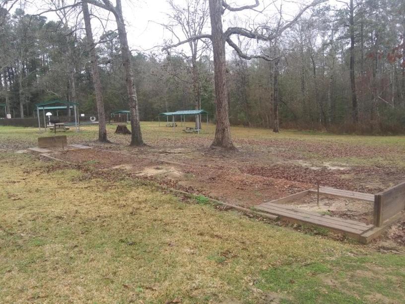 Whispering Creek Lodging & Rv Resort Newton Esterno foto