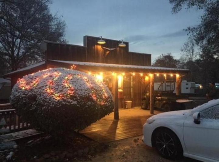 Whispering Creek Lodging & Rv Resort Newton Esterno foto