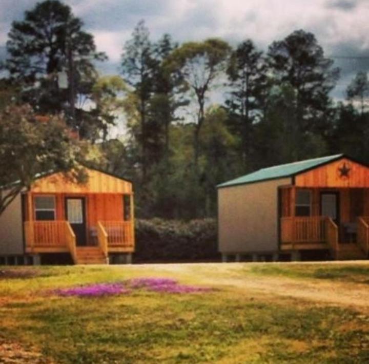 Whispering Creek Lodging & Rv Resort Newton Esterno foto