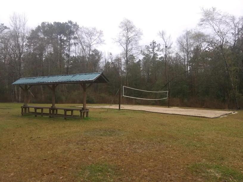 Whispering Creek Lodging & Rv Resort Newton Esterno foto